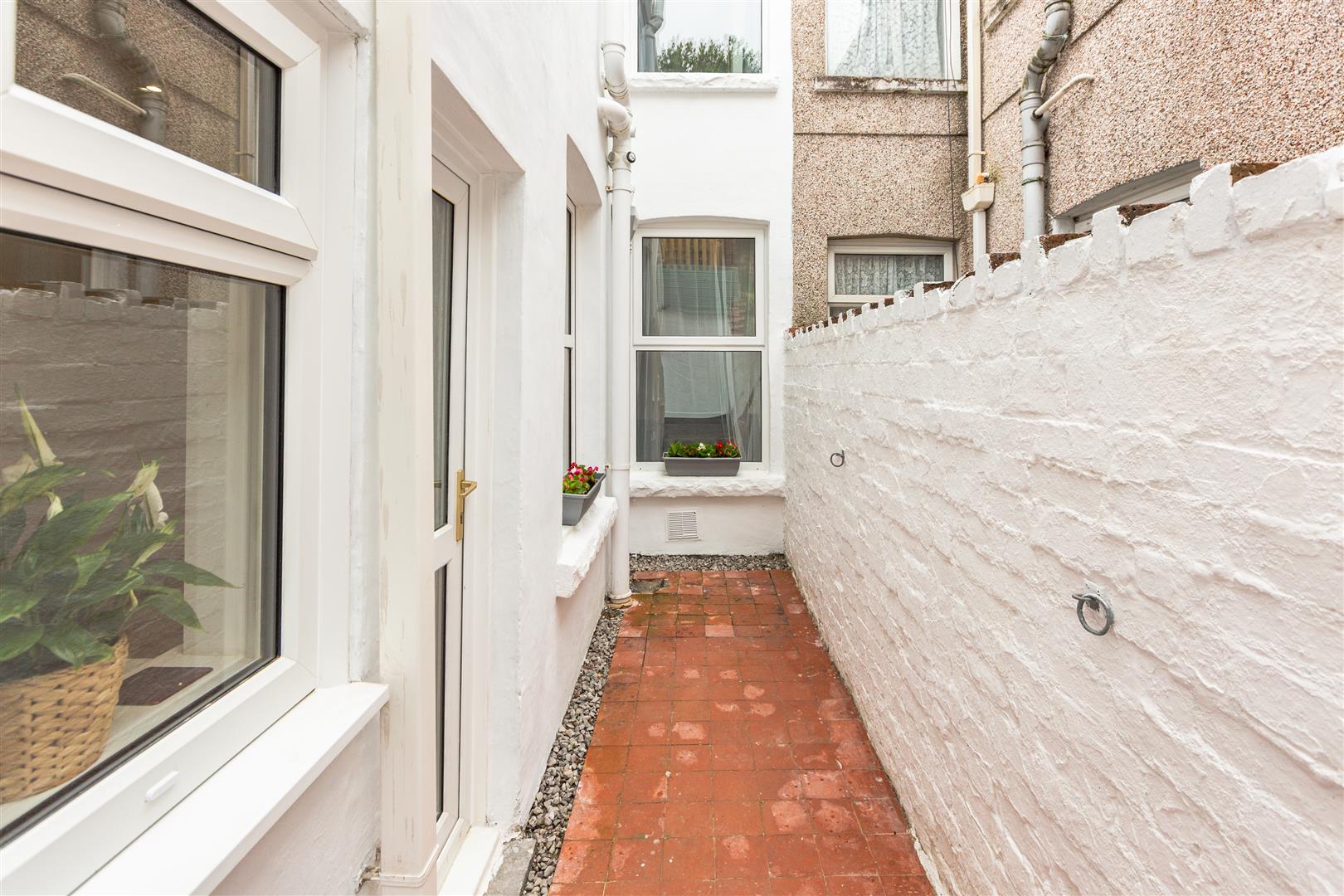 Hazel Road, Uplands, Swansea, SA2 0LX